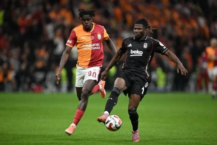 "Qalatasaray" futbolçusu Vilfrid Sinqo 3 ay futbola ara verir