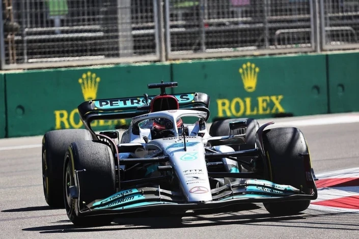 George Russell wins Canadian Grand Prix qualifying