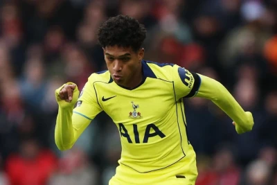 Portuqaliyanın “Portu” klubu Tottenham müdafiəsi Juan Souza-nı icarəyə götürdü