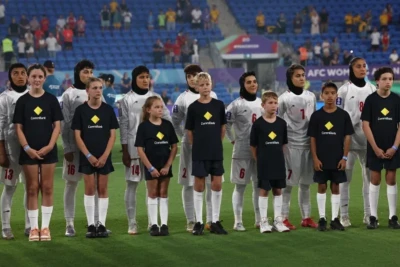 Asiya Kubokunda himn oxumayan İran futbolçularına Avstraliyadan humanitar viza