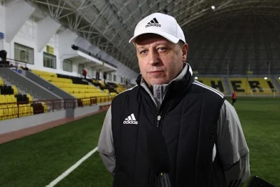 Yuri Vernidub "Neftçi"də gücləndirilməli mövqeləri açıqlayıb