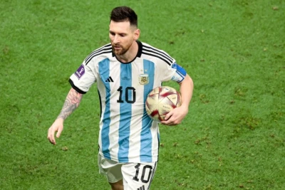 Skaloni: "Messi ilə oyundan əvvəl danışacam, sağlam olsa, oynayacaq"