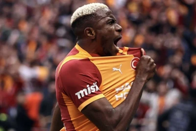 Viktor Osimhen "Barselona" və PSJ-nin transfer hədəfində