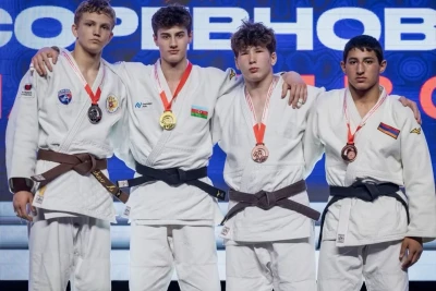Azərbaycan yeniyetmə cüdoçuları Xabarovskda keçirilən turnirdə iki medal qazanıblar