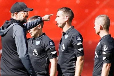 Yurgen Kloppu təhqir edən hakim Devid Kut cəzalandırılıb