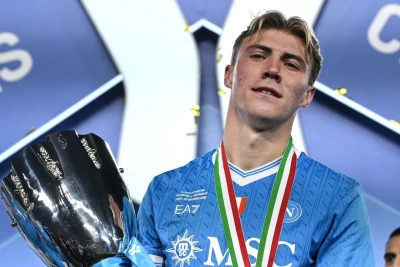 Hoylundun "Napoli"yə transferi maliyyə problemləri səbəbindən risk altında