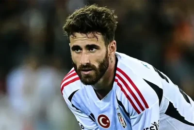 "Beşiktaş" Rafa Silva'nı Antalya toplanışına daxil etdi