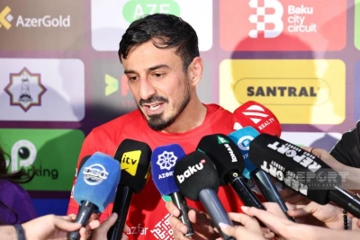 Azərbaycan milli komandasının futbolçusu: "Dünya çempionu olmağımız üçün son iki oyun qalıb."
