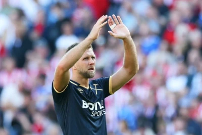 "Milan" "Vest Hem"in hücumçusu Niklas Füllkruqu transfer etməyə yaxındır