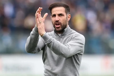 Sesk Fabreqas İtaliya A Seriyasında mart ayının ən yaxşı məşqçisi seçilib