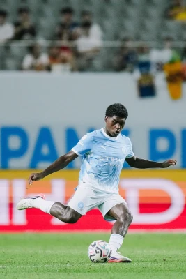 Manchester City yarımmüdafiəçisi Ceyden Heskini 2026/2027 mövsümündə Şeffild Uensdeyə icarəyə verdi