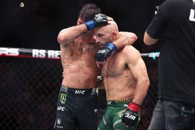 Volkanovski Lopesi hakimlərin yekdil qərarı ilə məğlub etdi: UFC 325-də revanş döyüşü