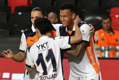 Türkiyə Superliqası: "Başakşehir" Avrokuboklara Ümidini Saxlayır