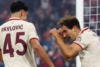 "Napoli" "Bavariya"lı Qoretskaya maraq göstərir