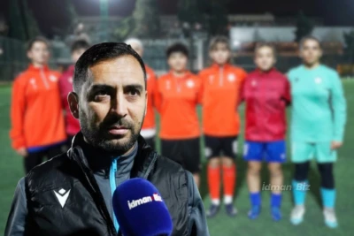 Azərbaycanlı yeniyetmə futbolçu qızlar xaricdə oynamaq arzusundadırlar: Ebru Əmirova ilə müsahibə