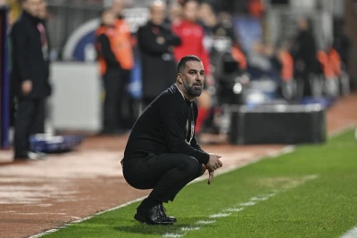 Arda Turanın 5:0-lıq qələbədən əvvəlki soyunub-geyinmə otağındakı motivasiya çıxışı - VİDEO