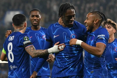"Çelsi"nin transfer çətinlikləri: Veyqa, Cekson, Nkunku və Sterlinq dilemması