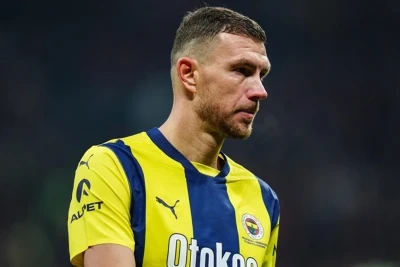Edin Dzeko karyerasını İtaliyada davam etdirə bilər