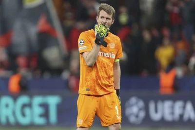 "Monaco" Lukaş Hradecky ile Anlaştı