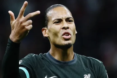 Virgil van Deyk "Liverpul"un hücum xəttinin gücləndirilməsinə ehtiyac olduğunu deyib