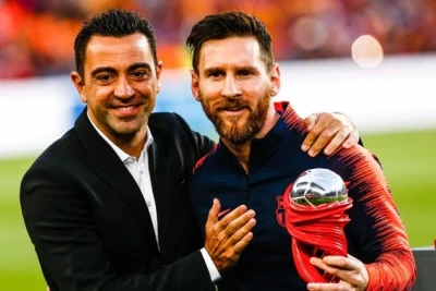 Lionel Messi futbolda Maykl Cordanla mü;qayisé olunur