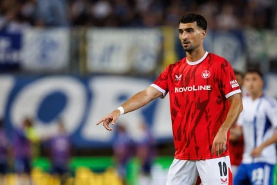 Mahir Emrelinin komandası "Kayzerslautern" "Paderborn"a məğlub oldu