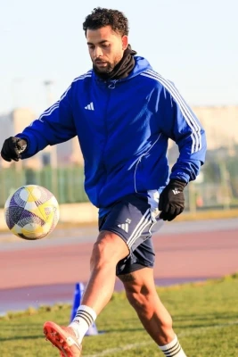 "Zira" continues training camp in Baku