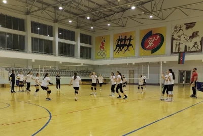 Voleybolçu qızlardan ibarət millimiz Qaxda EEVZA-ya hazırlaşır - FOTO