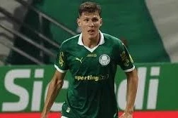 "Arsenal" "Palmeyras"ın 19 yaşlı müdafiəçisini transfer etmək istəyir