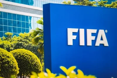 FİFA UEFA‑nın təşkilata qarşı qarayaxma kampaniyası yürüdüyünü iddia edir