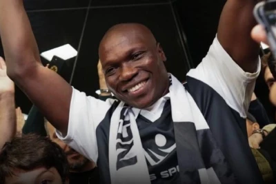 Vensan Abubakar azarkeşlərin suallarını cavablandırıb - Video