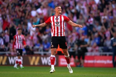 Daniel Ballard "Sanderlend" ilə 2029-cu ilə qədər müqavilə imzaladı