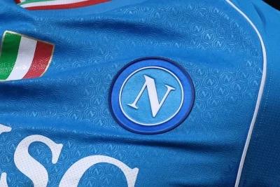 "Napoli" hücum xəttini gücləndirmək üçün transfer variantlarını dəyərləndirir