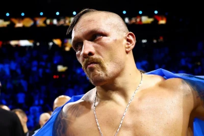 Aleksandr Usik Tayson Füri ilə trilogiya üçün 1 milyard dollar tələb etdi