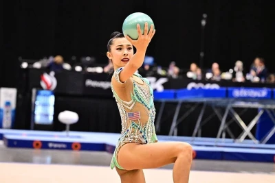 Amerikalı gimnast Bakıda keçirilən Dünya Kubokunda avropalı rəqiblərlə mübarizə aparır