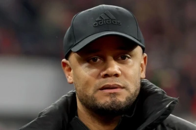 Kompani Noyerin “Arsenal”la oyundakı hərəkətləri haqqında: “Bu, səhvdir?”