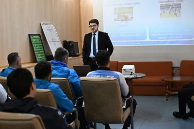 "Şəfa" FK futbolçuları üçün danışılmış oyunlara qarşı maarifləndirici sessiya keçirilib