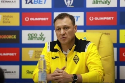 "Kayrat"ın baş məşqçisi "Pafos"la heç-heçədən sonra futbolçularının məyus olduğunu bildirib