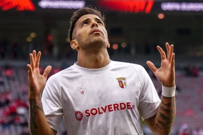"Sportinq" Rodriqo Salasarı transfer etdi: 30 milyon avro