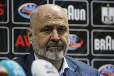 Miodraq Bojoviç Çempionlar Liqasında oynayan "Buduçnost"a baş məşqçi ola bilər
