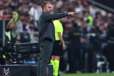 "Barselona" baş məşqçisi 18 yaşlı futbolçunu əsas komanda məşqindən kənarlaşdırıb