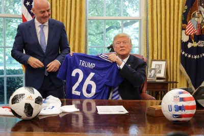 Tramp Bostonu 2026 Dünya Çempionatından kənarlaşdırmaqla hədələyib