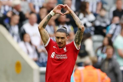 "Liverpul" uruqvaylı hücumçunu "Atletiko"ya satmağa razılaşıb