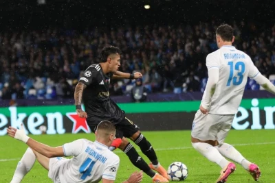 "Qarabağ"ın "Napoli"yə məğlubiyyəti: Səhvlər, Maradona sindromu və taktiki nüanslar - İDMAN.BİZ-in TƏHLİLİ