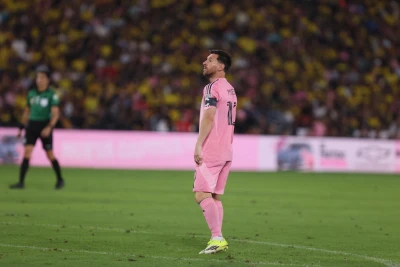 Messi "İnter Mayami"də həm qol vurdu, həm də asist etdi