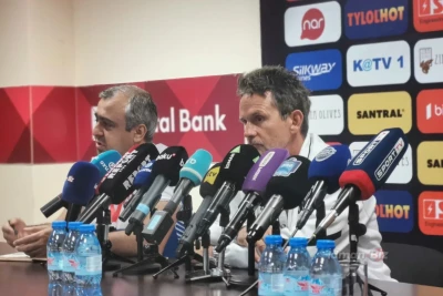 Dirk Şuster: "Zirə" ilə oyun haqqında