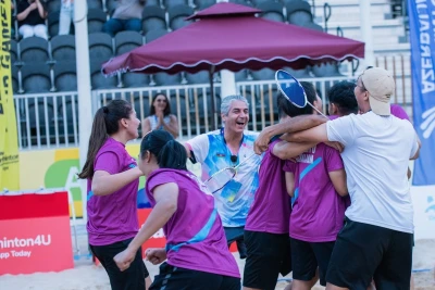 Azərbaycan airbadmintonçuları Avropa çempionatında ardıcıl iki qələbə qazanaraq pley-offa yüksəliblər