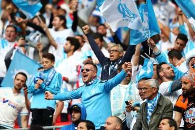 "Marsel" "Paris"lə oyuna azarkeş qadağasına etiraz etdi