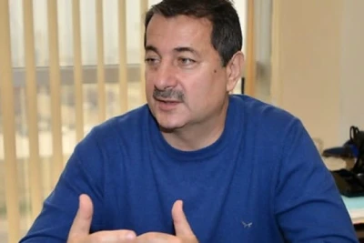 Vaqif Sadıqov: Vaxtından əvvəl özünü çempion hesab edən komanda "yana" bilər