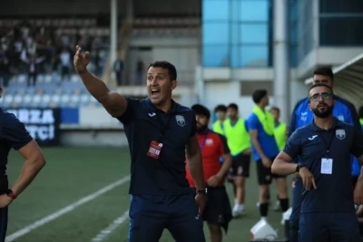 Saşa Yunisoğlu: Azərbaycan futbolçuları Avropada oynamağa qorxurlar